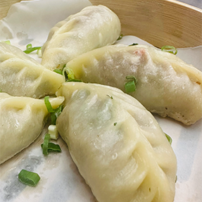 Holy Basil Beef Dumpling